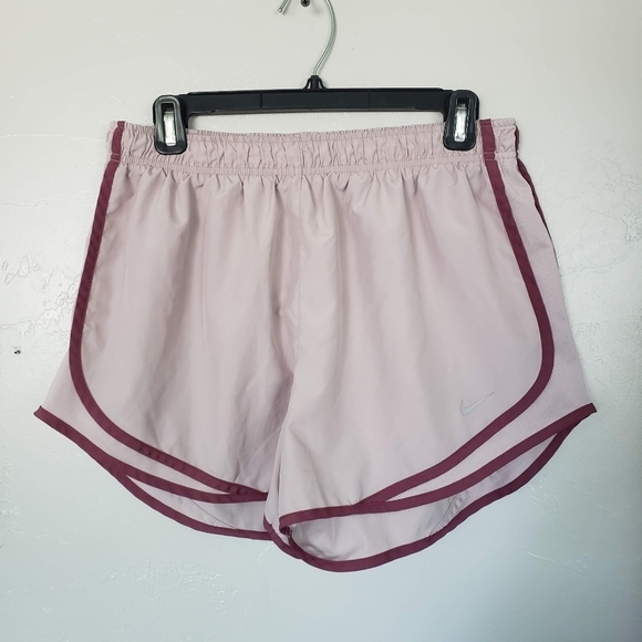 Nike Running Shorts Gym Athletic Mauve Pink Women's Active Wear Athleisure - Picture 1 of 4